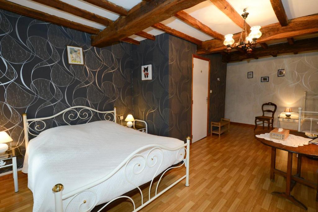 Chambres D'Hotes L'Hirondelle Girondelle Exterior photo