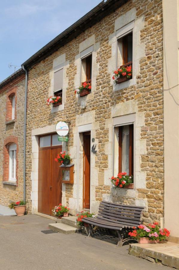 Chambres D'Hotes L'Hirondelle Girondelle Exterior photo